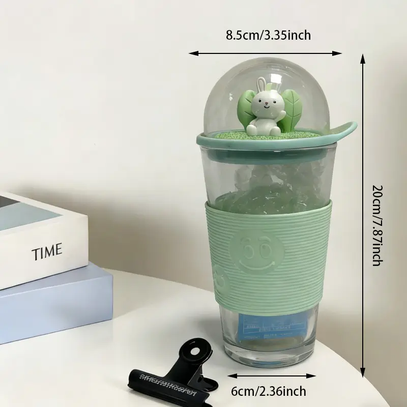 Cốc thủy tinh có nắp vòm hoạt hình với tay áo bằng silicon