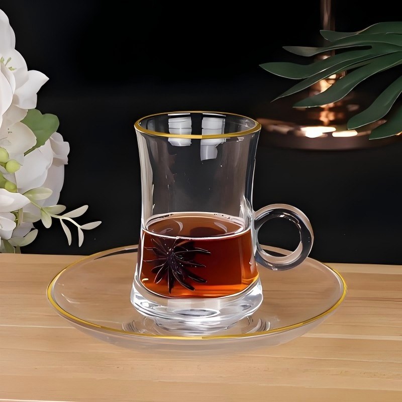 Cốc trà thủy tinh có tay cầm in hình cổ điển